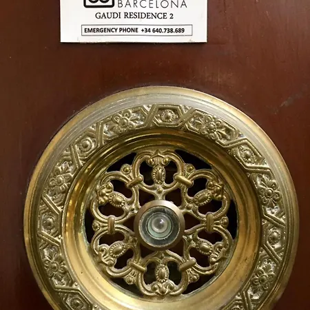 Gaudi Apartman *